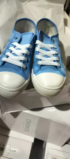 Blue canvas (Overkids)(Available at Sasa Mall-Moi AVenue :Shop G16)